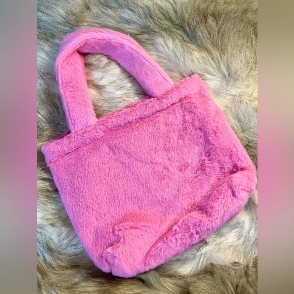 ✨NWOT GIRLS ROCK FASHIONABLE PINK‎ HANDBAG ✨